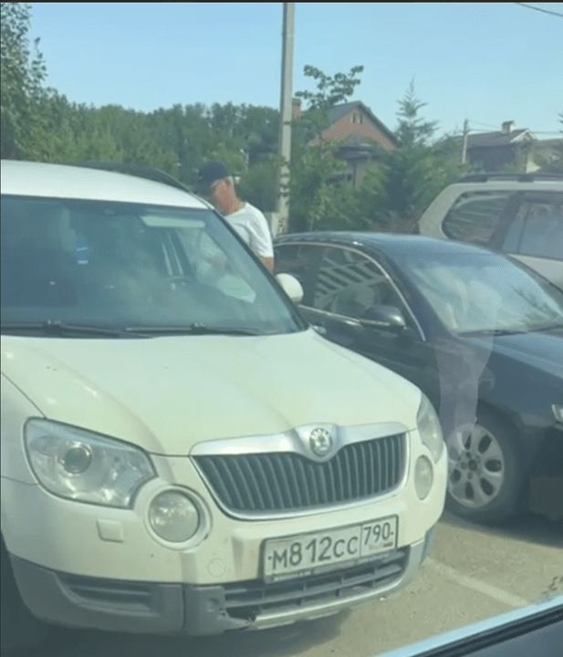 M812СС 790RUS Skoda Yeti nömrəli avtomobil qeydiyyatdadır